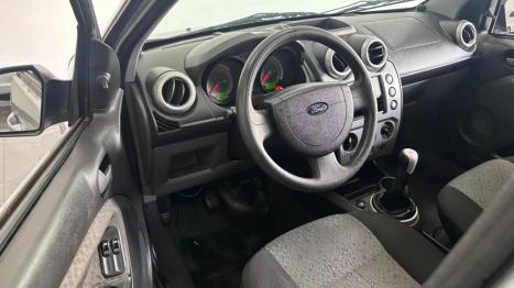 FORD Fiesta Hatch 1.6 4P FLEX, Foto 7