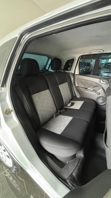 FORD Fiesta Hatch 1.6 4P FLEX, Foto 11