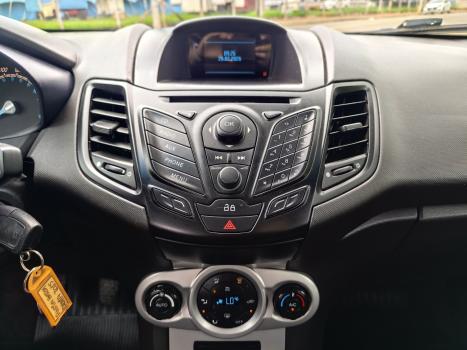 FORD Fiesta Hatch 1.6 16V 4P SE FLEX, Foto 17