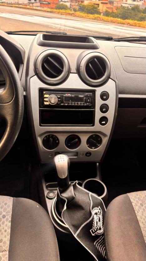 FORD Fiesta Hatch 1.6 4P SE FLEX, Foto 8