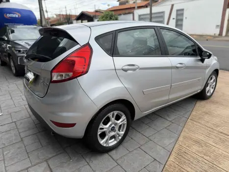 FORD Fiesta Hatch 1.6 4P SE FLEX, Foto 4