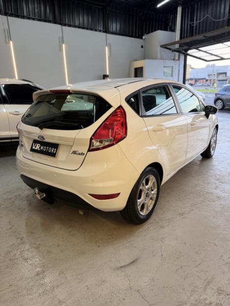 FORD Fiesta Hatch 1.6 16V 4P SE FLEX, Foto 4