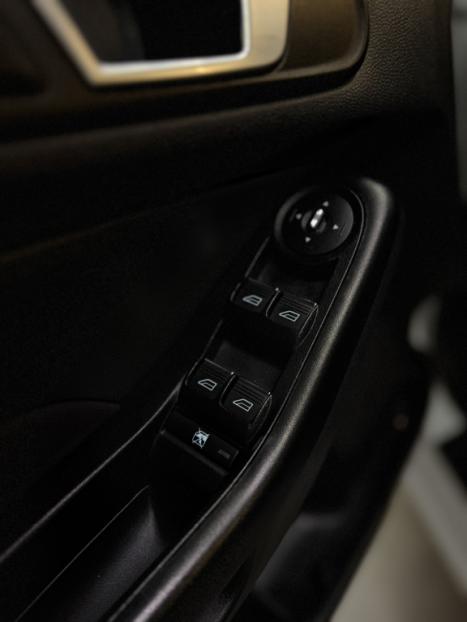 FORD Fiesta Hatch 1.6 16V 4P SE FLEX, Foto 15