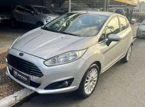 FORD Fiesta Hatch 1.6 16V 4P FLEX TITANIUM POWERSHIFT AUTOM�TICO, Foto 5