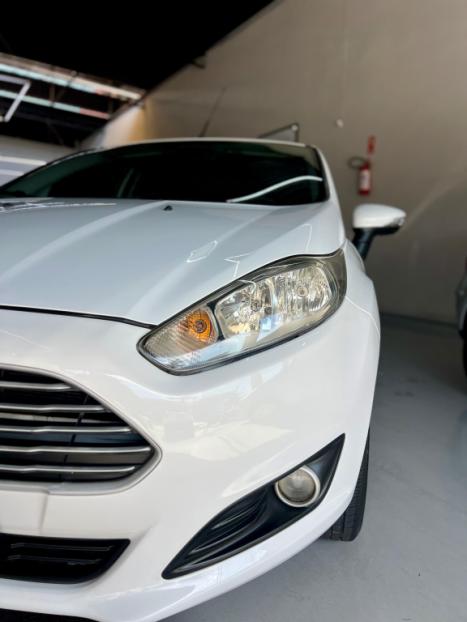 FORD Fiesta Hatch 1.6 16V 4P SE FLEX, Foto 5