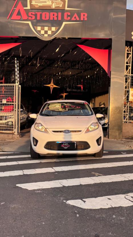 FORD Fiesta Hatch 1.6 16V 4P SE FLEX, Foto 2