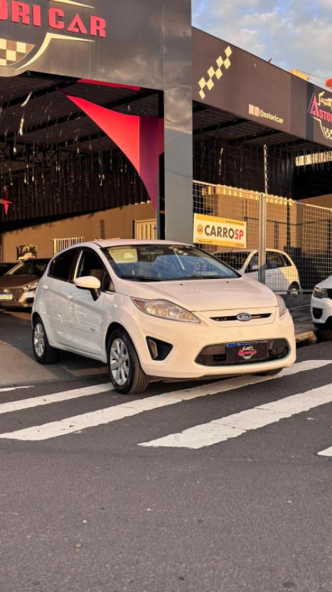 FORD Fiesta Hatch 1.6 16V 4P SE FLEX, Foto 3
