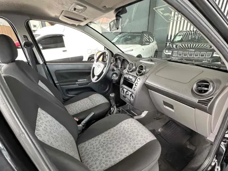 FORD Fiesta Hatch 1.6 CLASS, Foto 13