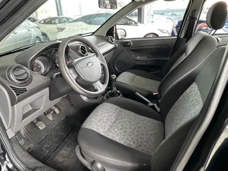 FORD Fiesta Hatch 1.6 CLASS, Foto 16