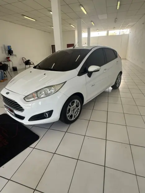 FORD Fiesta Hatch 1.6 4P SE FLEX, Foto 2