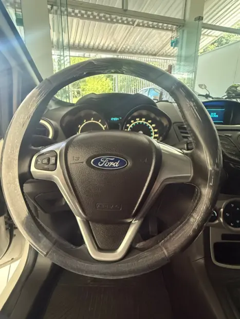 FORD Fiesta Hatch 1.6 4P SE FLEX, Foto 7