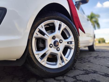 FORD Fiesta Hatch 1.6 4P SE FLEX, Foto 20