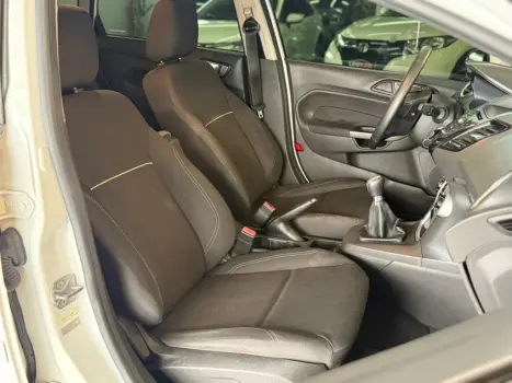 FORD Fiesta Hatch 1.6 16V 4P SE FLEX, Foto 9