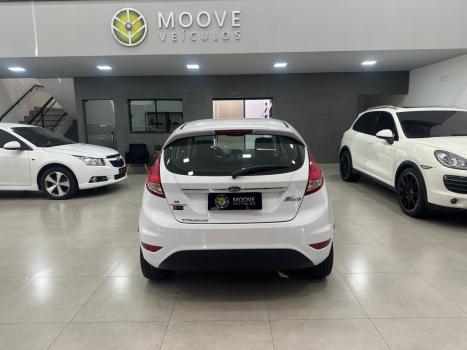 FORD Fiesta Hatch 1.6 16V 4P FLEX TITANIUM POWERSHIFT AUTOM�TICO, Foto 5
