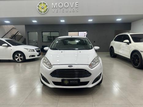 FORD Fiesta Hatch 1.6 16V 4P FLEX TITANIUM POWERSHIFT AUTOM�TICO, Foto 6