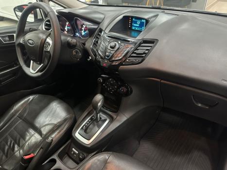FORD Fiesta Hatch 1.6 16V 4P FLEX TITANIUM POWERSHIFT AUTOM�TICO, Foto 9