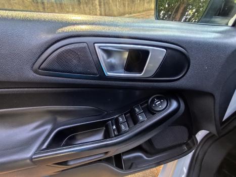 FORD Fiesta Hatch 1.6 4P TITANIUM FLEX, Foto 17