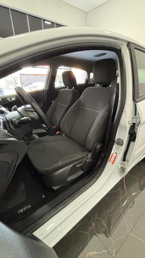 FORD Fiesta Hatch 1.6 4P SE FLEX, Foto 10
