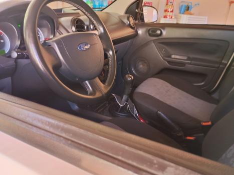 FORD Fiesta Hatch 1.0 4P FLEX, Foto 12