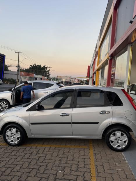 FORD Fiesta Hatch 1.0 4P FLEX, Foto 4