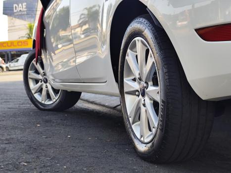 FORD Fiesta Hatch 1.5 16V 4P S FLEX, Foto 5