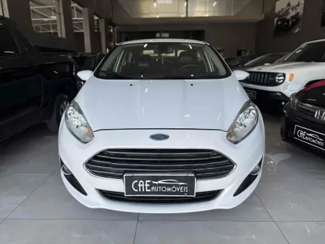 FORD Fiesta Hatch 1.6 4P FLEX TITANIUM POWERSHIFT AUTOM�TICO, Foto 2