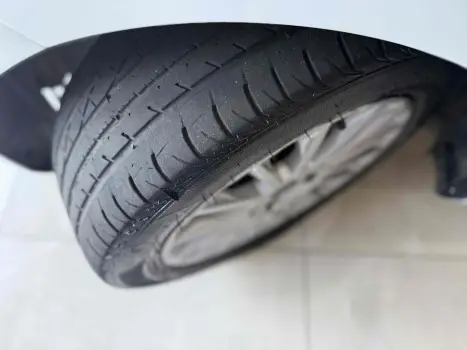 FORD Fiesta Hatch 1.6 4P FLEX TITANIUM POWERSHIFT AUTOM�TICO, Foto 13