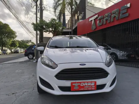 FORD Fiesta Hatch 1.5 16V 4P S FLEX, Foto 2