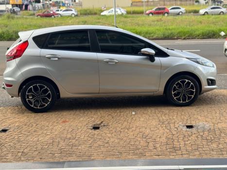 FORD Fiesta Hatch 1.6 16V 4P SE FLEX, Foto 6