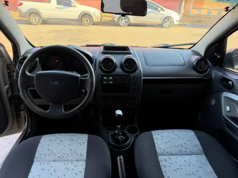 FORD Fiesta Hatch 1.0 4P FLEX, Foto 8