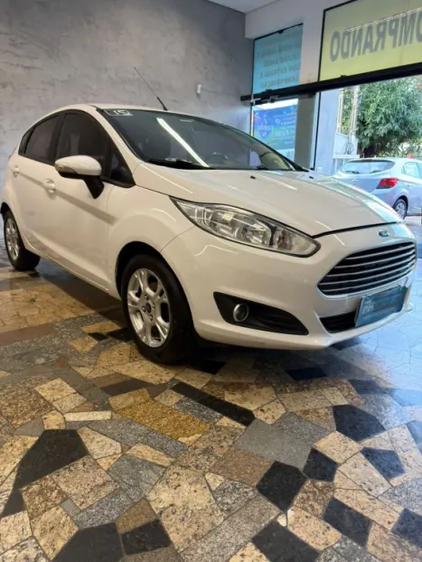 FORD Fiesta Hatch 1.5 16V 4P S FLEX, Foto 4