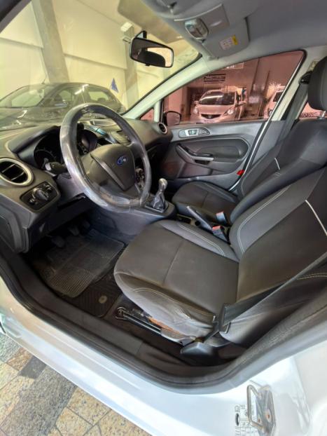 FORD Fiesta Hatch 1.5 16V 4P S FLEX, Foto 10