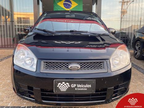 FORD Fiesta Hatch 1.6 4P FLEX, Foto 2