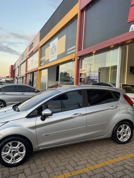 FORD Fiesta Hatch 1.5 16V 4P SE FLEX, Foto 9