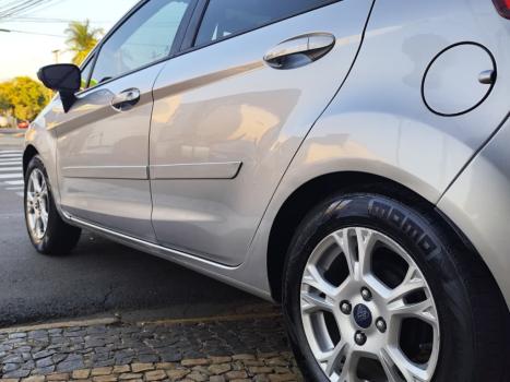 FORD Fiesta Hatch 1.5 16V 4P SE FLEX, Foto 9