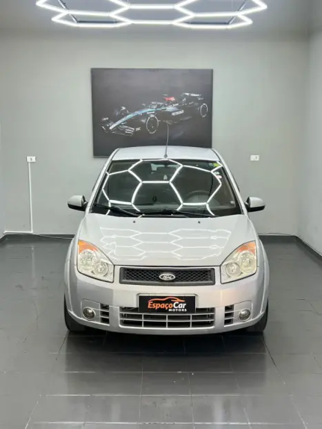 FORD Fiesta Hatch 1.6 4P FLEX, Foto 2