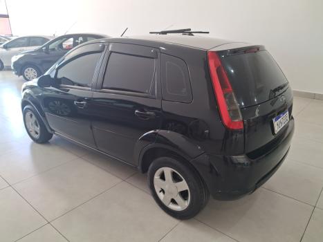 FORD Fiesta Hatch 1.0 4P FLEX, Foto 2