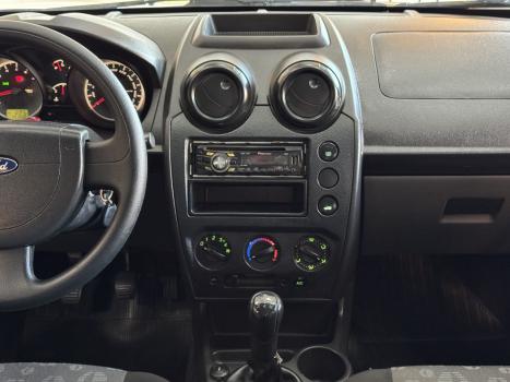 FORD Fiesta Hatch 1.6 4P FLEX, Foto 7