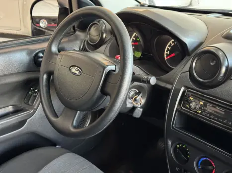 FORD Fiesta Hatch 1.6 4P FLEX, Foto 11