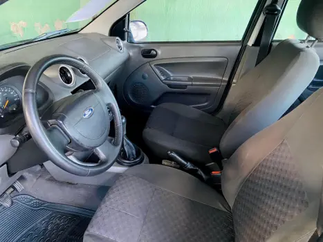 FORD Fiesta Hatch 1.6 4P FLEX, Foto 7