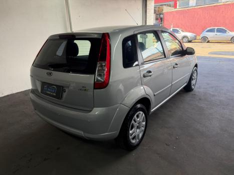 FORD Fiesta Hatch 1.6 4P FLEX, Foto 6