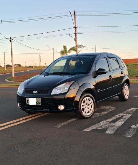 FORD Fiesta Hatch 1.6 4P CLASS FLEX, Foto 1