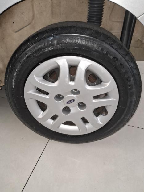 FORD Fiesta Hatch 1.6 4P, Foto 12