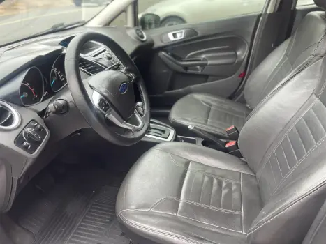 FORD Fiesta Hatch 1.6 4P FLEX TITANIUM POWERSHIFT AUTOM�TICO, Foto 9