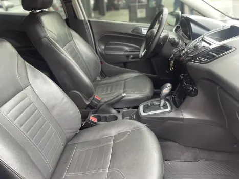 FORD Fiesta Hatch 1.6 4P FLEX TITANIUM POWERSHIFT AUTOM�TICO, Foto 10