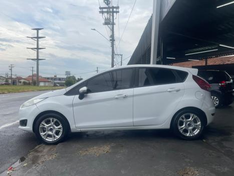 FORD Fiesta Hatch 1.6 16V 4P FLEX SE POWERSHIFT AUTOM�TICO, Foto 8