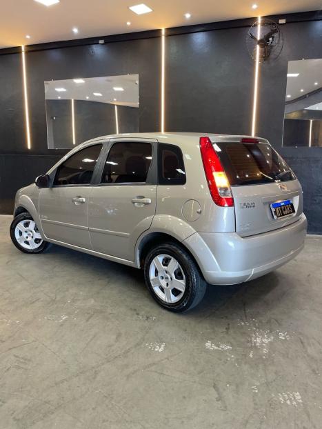 FORD Fiesta Hatch 1.6 4P CLASS FLEX, Foto 4