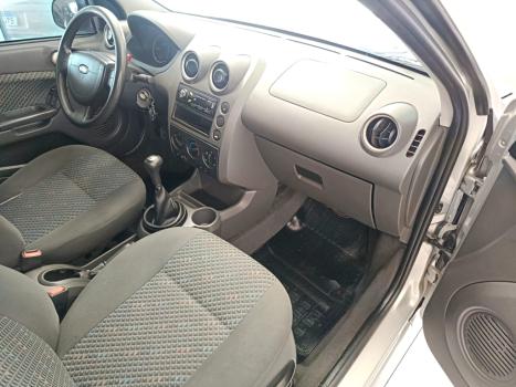 FORD Fiesta Hatch 1.6 4P FLEX, Foto 20