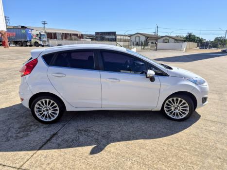 FORD Fiesta Hatch 1.6 4P FLEX TITANIUM POWERSHIFT AUTOM�TICO, Foto 6