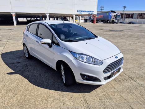 FORD Fiesta Hatch 1.6 4P FLEX TITANIUM POWERSHIFT AUTOM�TICO, Foto 8